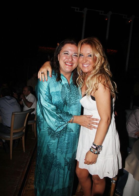 Όταν οι επώνυμοι διασκεδάζουν