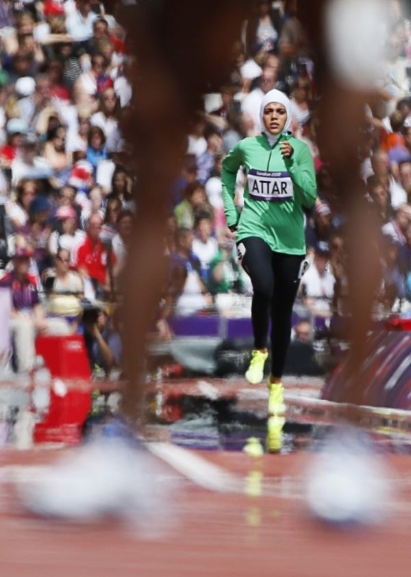 Ολυμπιακοί Αγώνες: Η μαντίλα της αθλήτριας από τη Σαουδική Αραβία και… το σπάσιμο του κονταριού!