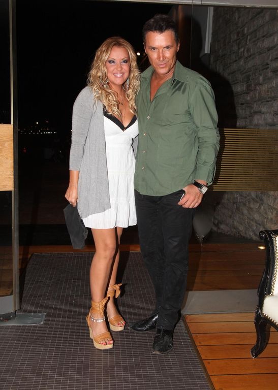 Όταν οι επώνυμοι διασκεδάζουν