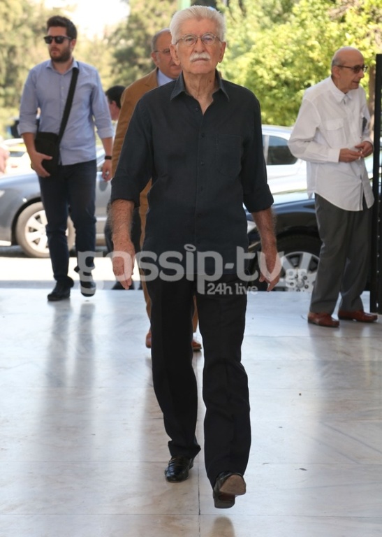 Το τελευταίο «αντίο» στον Δημήτρη Μαρωνίτη