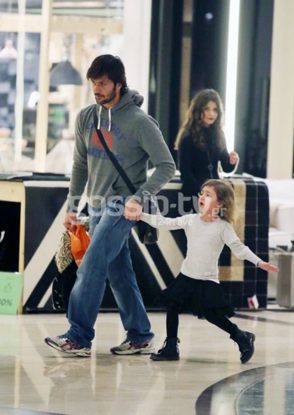 Μπαμπάς και κόρη πήγανε για ψώνια