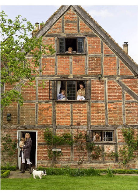 Στο εξοχικό του Παύλου και της Μαρί Σαντάλ