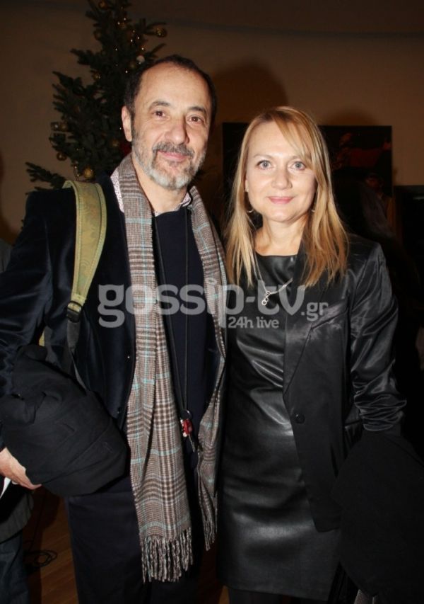 Τίνος γνωστού Έλληνα ηθοποιού είναι γιος ο νεαρός;