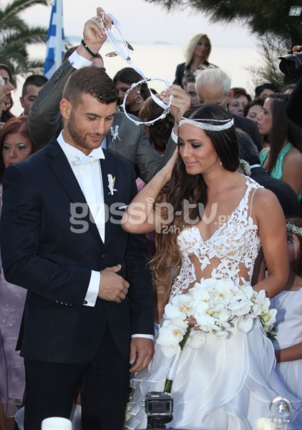 Το φωτογραφικό άλμπουμ του γάμου της Μάντυ Περσάκη και του Αλέξανδρου Νικολαΐδη