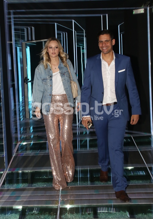 Προσεχώς... κουφέτα για πασίγνωστο ζευγάρι της ελληνικής showbiz!