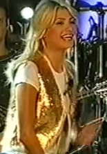 Φαίη Σκορδά: Πόσο έχει αλλάξει στυλιστικά από το ξεκίνημά της μέχρι σήμερα; (φωτό)