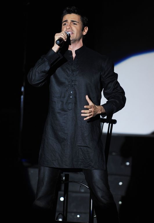 Παναγιώτης Πετράκης:"Θα μου άρεσε να παρουσιάσω κάποιο τηλεπαιχνίδι ή μακαζίνο".