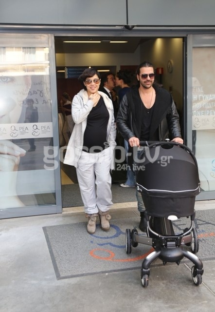 Μαριάντα Πιερίδη: Η έξοδος από το μαιευτήριο και τα πρώτη 24ωρα με τον μπέμπη (φωτό)!