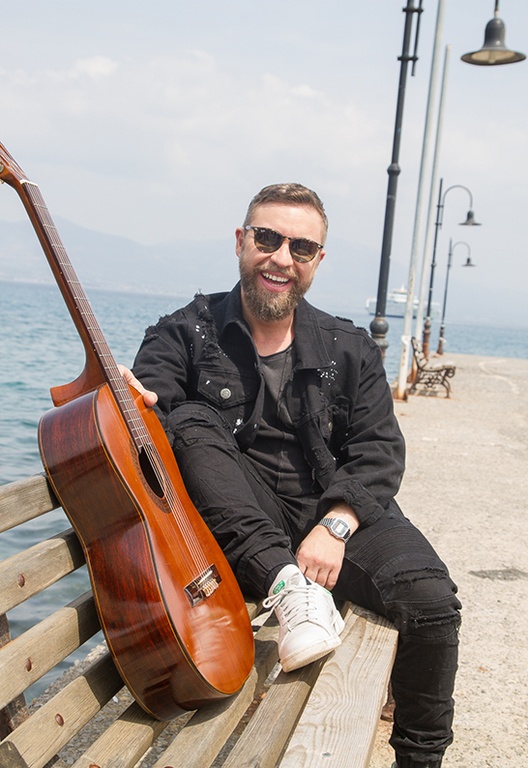 Γιάννης Βαρδής: Η γυναίκα του πρωταγωνίστρια στο video clip του