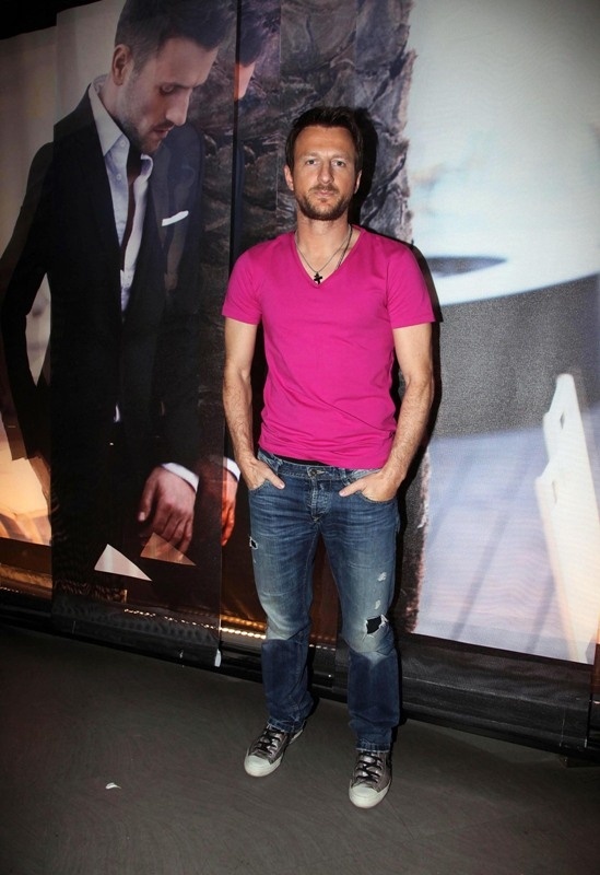 Ποιοι επώνυμοι πήγαν στην πρεμιέρα του Νίκου Βέρτη;