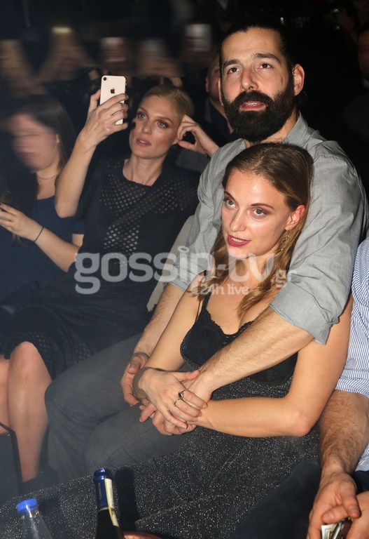 Ένα από τα πιο ερωτευμένα ζευγάρια της ελληνικής σόουμπιζ αποφάσισε να συγκατοικήσει! 