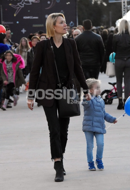 Καγιά-Κρασσάς: Η κόρη τους Μπιάνκα μαθαίνει πατινάζ! (pics)