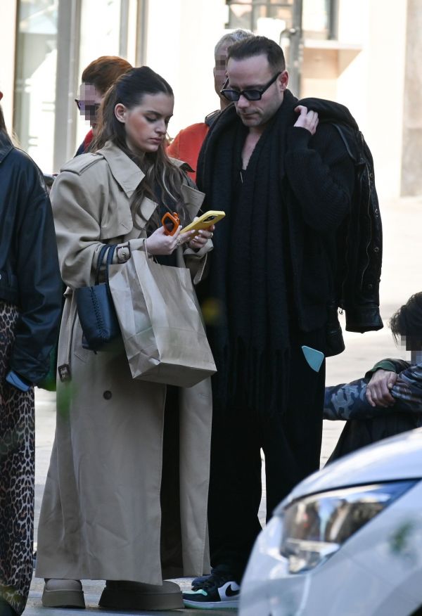 ΟΡΦΕΑΣ ΠΑΠΑΔΟΠΟΥΛΟΣ