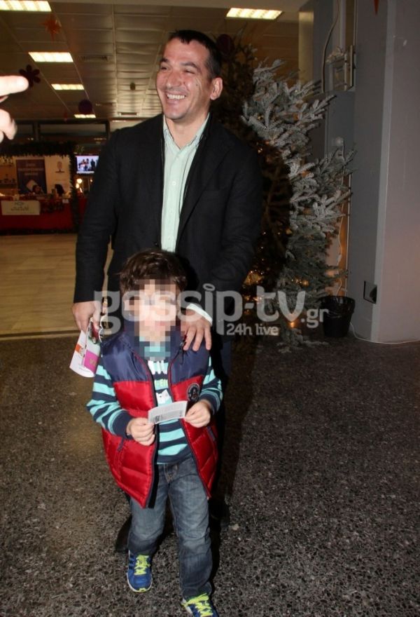 Οι επώνυμοι της σόουμπιζ με τα παιδιά τους σε Χριστουγεννιάτικο λούνα παρκ