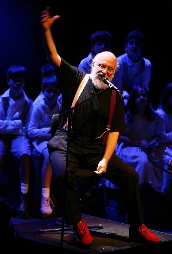 "Μουσικά παραμύθια" με τον Διονύση Σαββόπουλο