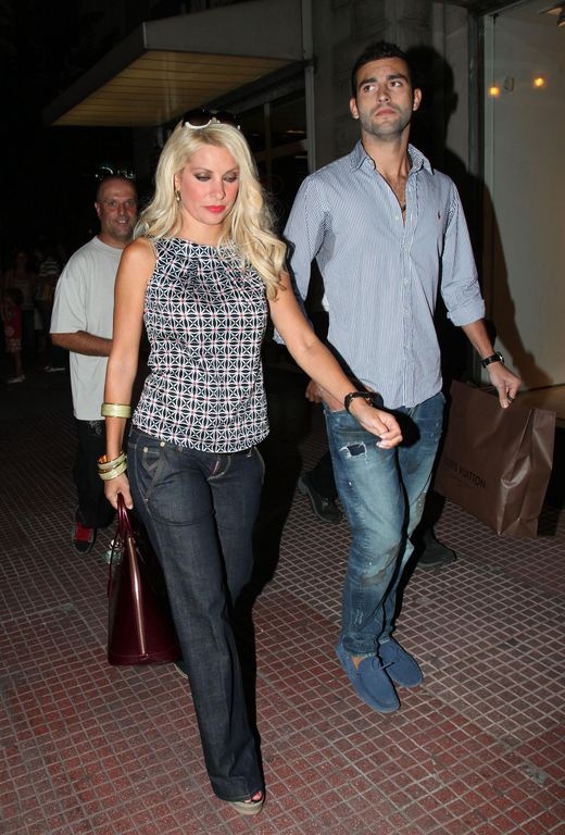 Ποιος συνόδευε στο «fashion night out» την Ελένη Μενεγάκη; 