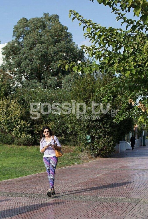 Πού πέτυχε ο φωτογραφικός φακός την όμορφη Μιμίκα;