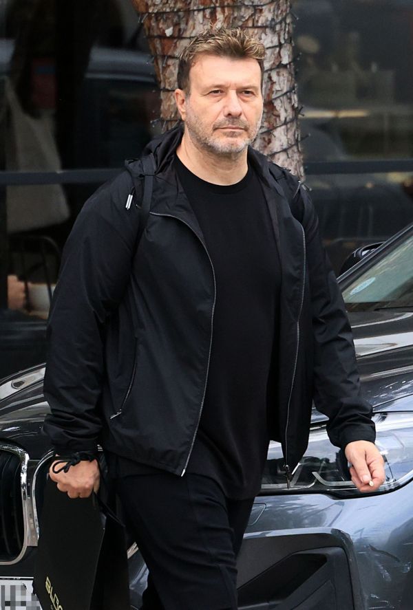 Γιάννης Πλούταρχος