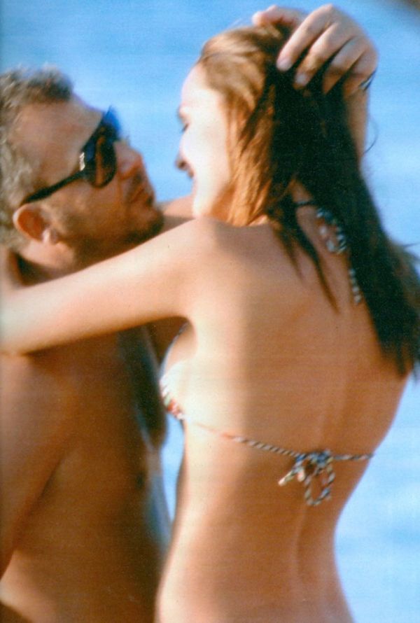 Ρέμος – Μπόσνιακ: Τα παθιασμένα φιλιά και οι αγκαλιές στην Χαλκιδική!