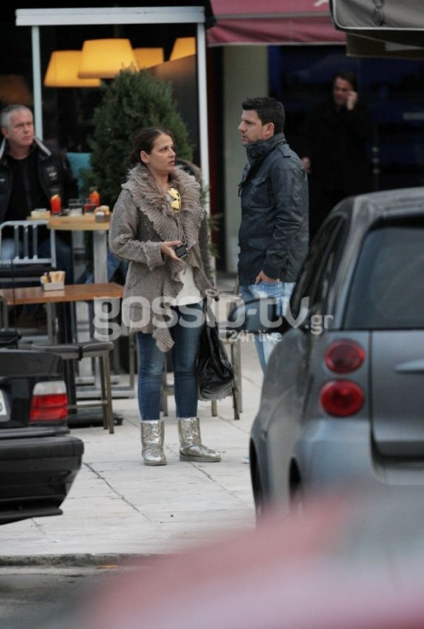 Τάκης Φύσσας: Βόλτα με την γυναίκα του στην Γλυφάδα