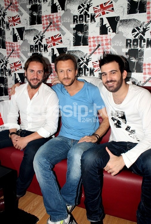 Γιώργος Μαζωνάκης: Διασκέδασε στον Καραφώτη   