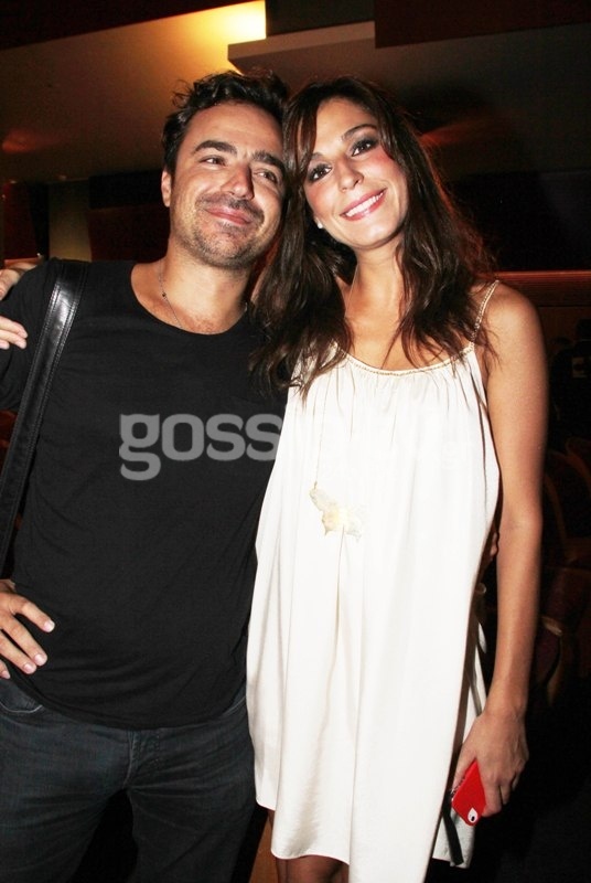 Παπουτσάκη-Πιλαφάς: Οι νιόπαντροι φωτογραφίζονται για πρώτη φορά και μοιράζουν χαμόγελα! 