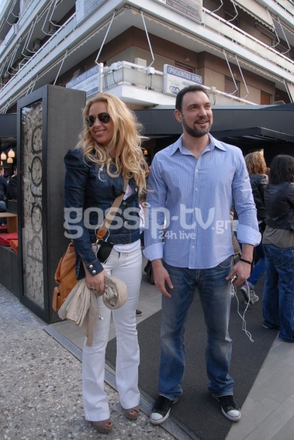 Μαστροκώστα-Σταθοκωστόπουλος:  Στη Γλυφάδα για καφεδάκι  