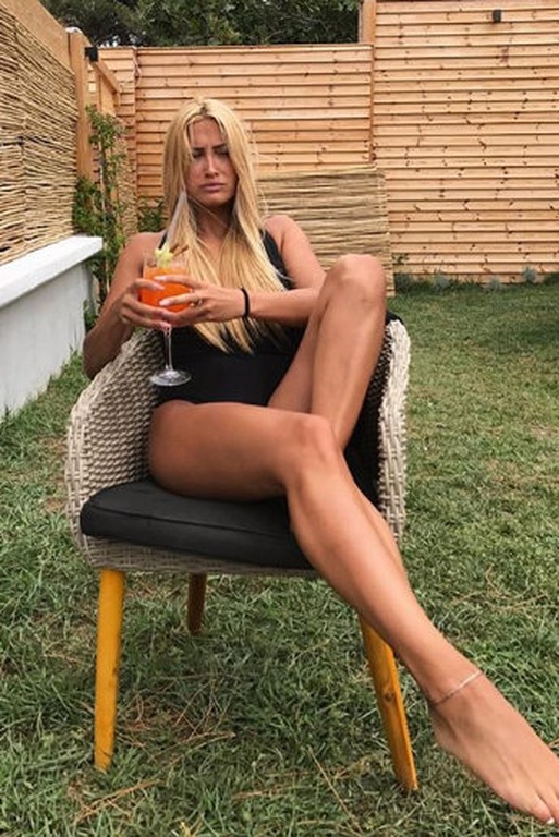 My Style Rocks: Ιωάννα Τούνη: Η «καυτή» Barbie από τη Θεσσαλονίκη