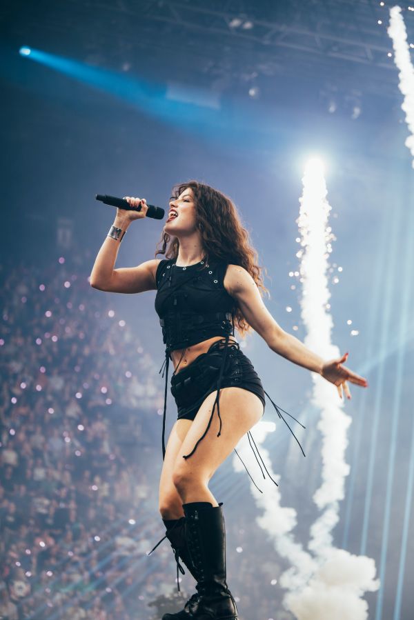 2505014_Sarah Louise Bennett_EBU_38302-Enhanced-NR.jpg