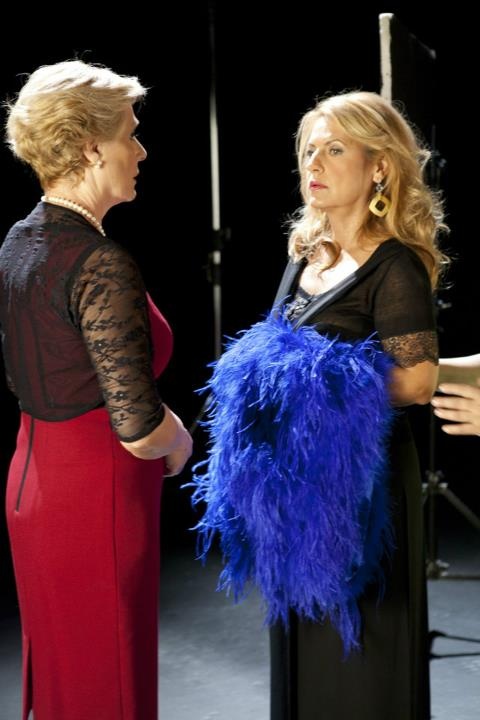 «Μυστικά της Εδέμ»: Φωτογραφίες από τα backstage του τρέιλερ