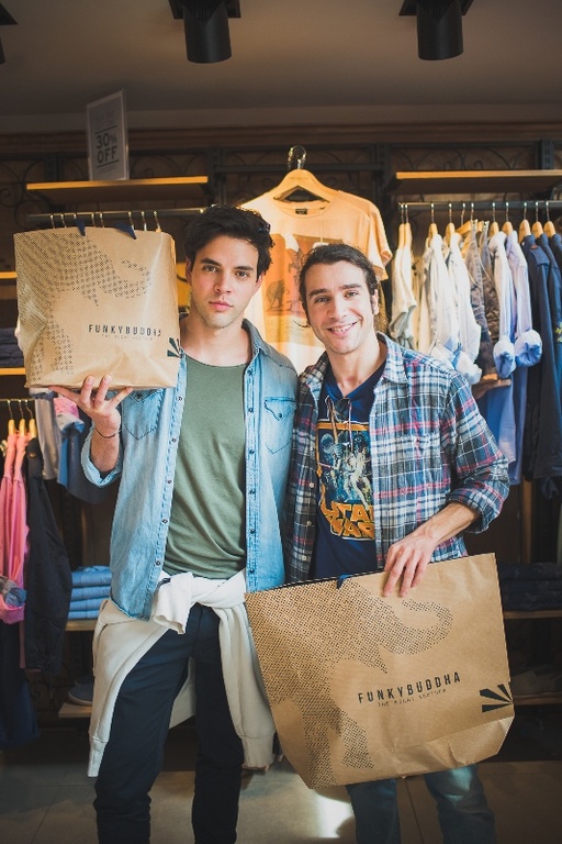 Τα λαμπερά εγκαίνια του Funky Buddha στην Κηφισιά