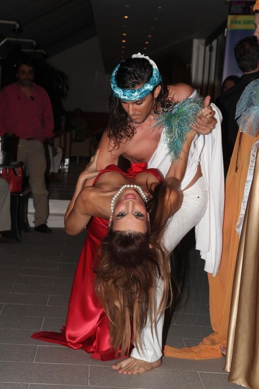 Δροσερή και sexy η επίδειξη της Billy Joe 