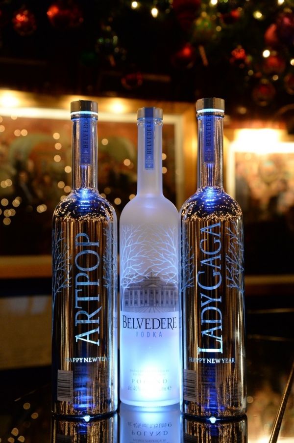 H Lady Gaga γιόρτασε το νέο της album Artrop  μαζί με τη Belvedere Vodka στο Annabel’ s