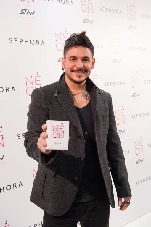 Η επίσημη παρουσίαση του νέου αρώματος με την υπογραφή του Stan “Nέον by Stan” 