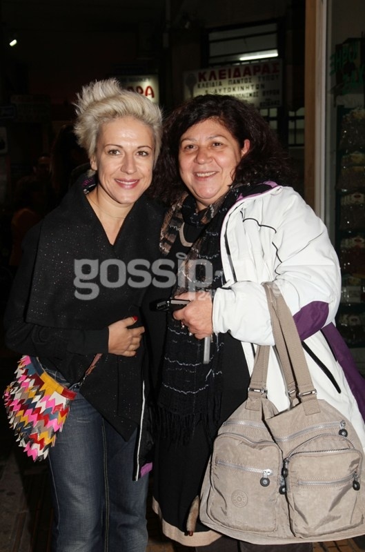 Λαμπερές παρουσίες στην πρεμιέρα της θεατρικής παράστασης «Το κοροϊδάκι της Δεσποινίδος»