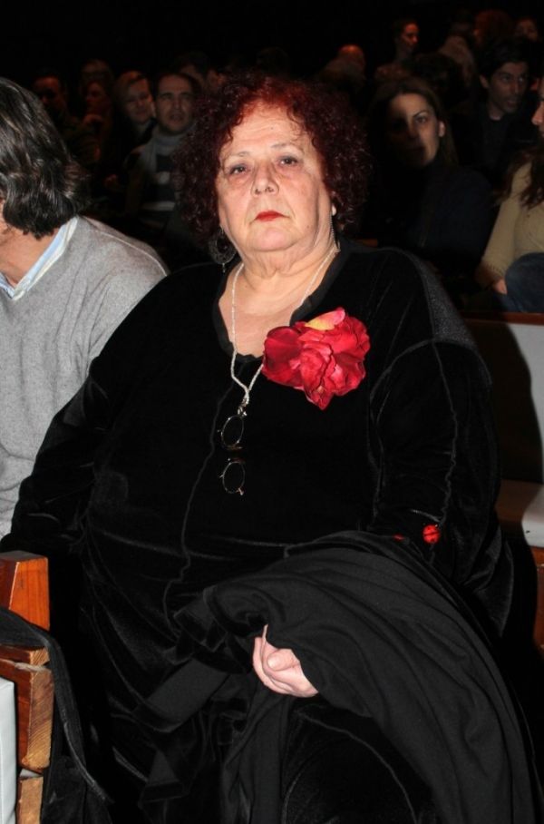 Δείτε την μητέρα της Εβελίνας Παπούλια