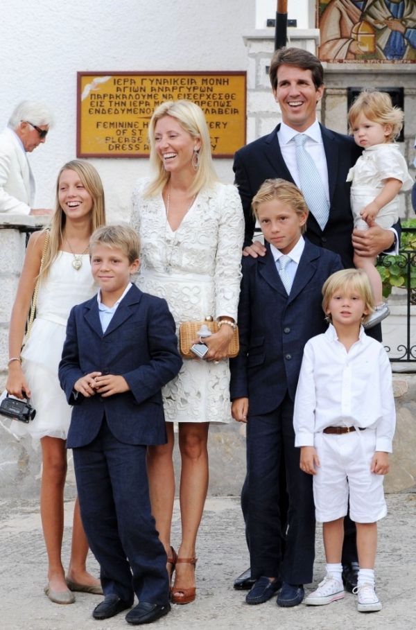 Ο μπόμπιρας της φωτογραφίας έχει νονό τον πρίγκιπα William. Ποιος είναι;