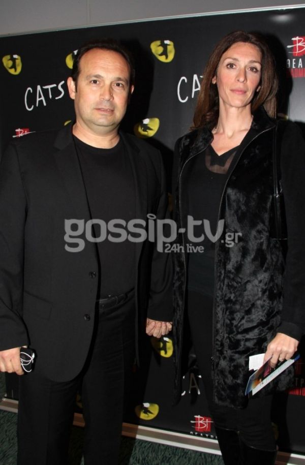 Πλήθος επώνυμων στο απόλυτο θεατρικό φαινόμενο «Cats»! (φωτογραφίες)