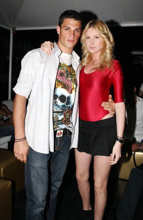 Το party του Στέλιου Νιάκαρη και του Γιώργου Μανίκα