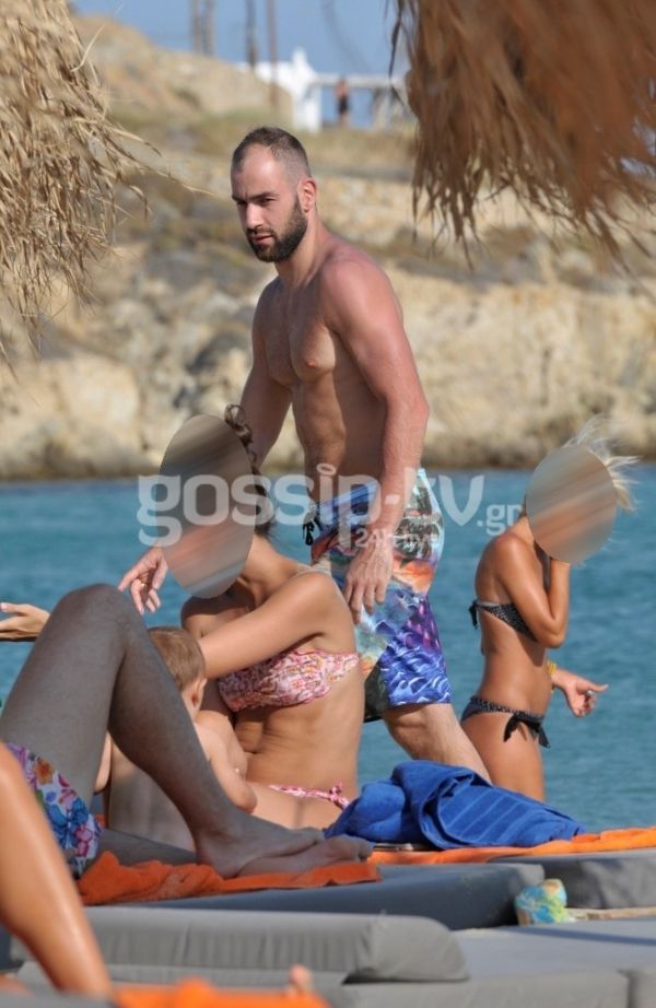 Τα… κουβαδάκια σου και σε άλλη παραλία