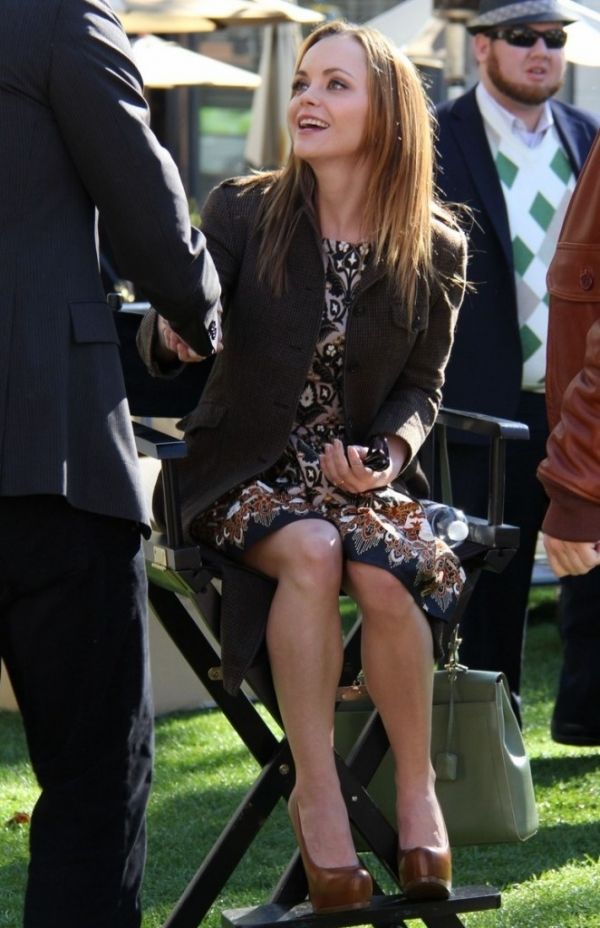 Ποια γνωστή ηθοποιός αρραβωνιάστηκε και εμφανίστηκε σε εκπομπή με το μονόπετρο;