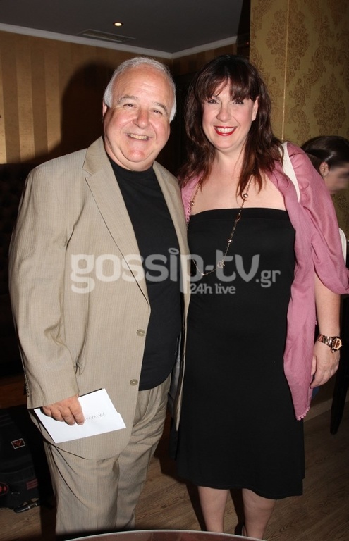 Λαμπερή πρεμιέρα για την παράσταση «Πολυτεχνίτης και Ερημοσπίτης» στο Θέατρο Αθηνά