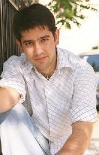 Σοκ! Ηθοποιός έπαθε ανακοπή από τσίμπημα μιας σφήκας