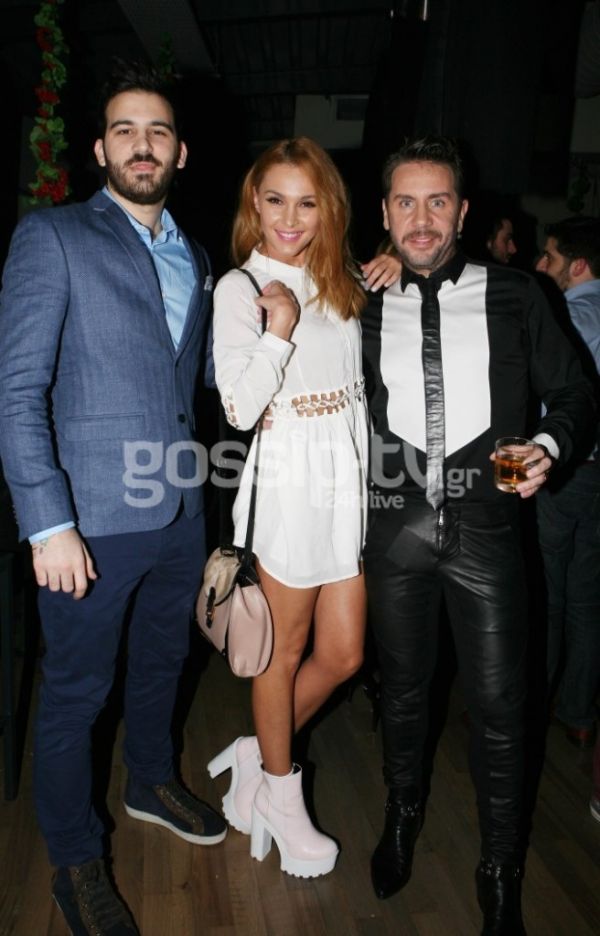 Γιώργος Μαζωνάκης: Γιόρτασε τα γενέθλιά του με όλους τους φίλους του