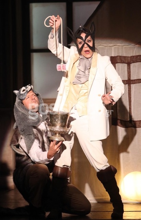 «Βυσσινόκηπος»: Πρεμιέρα με λαμπερές παρουσίες, ερωτευμένα ζευγάρια και σόλο εμφανίσεις!