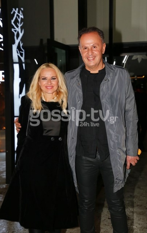 Οι... ζημιές της Μαρίας Μπεκατώρου στα μπουζούκια! (pics)