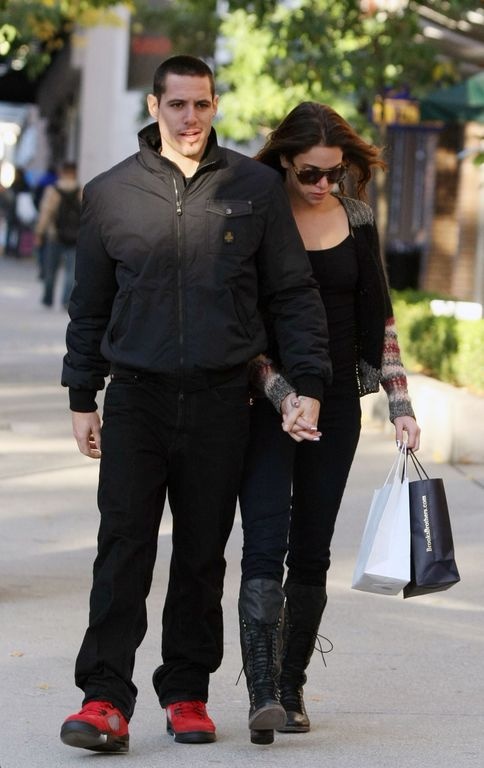 Όπου η Nikki και ο Πάρης μαζί