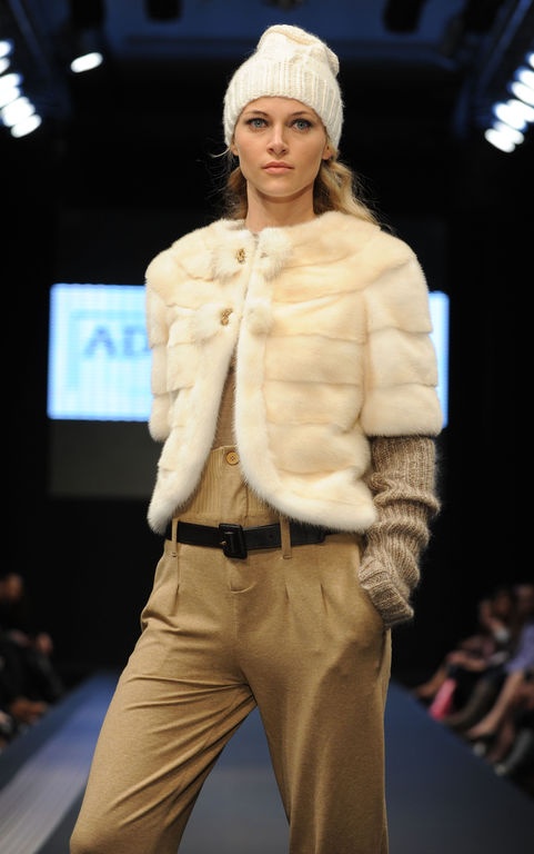 Τρίτη... αλλά καθόλου φαρμακερή για την εβδομάδα μόδας 