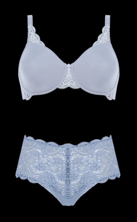 Δείτε την Jessica Hart να πρωταγωνιστεί στη νέα καμπάνια της Triumph 