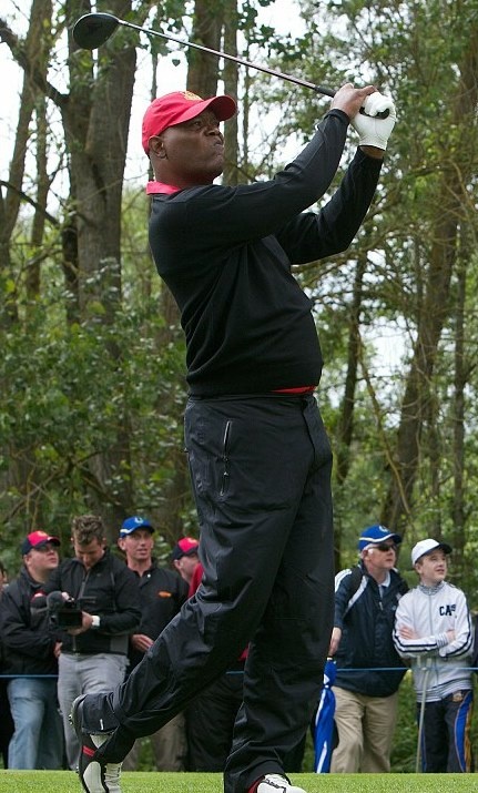 Η Catherine Zeta Jones, στηρίζει τον Michael Douglas